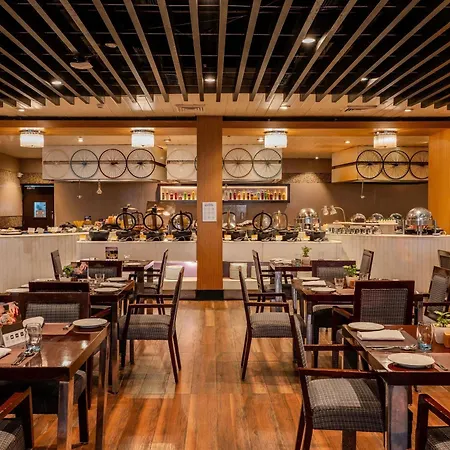 Novotel Juhu 5* Mumbai