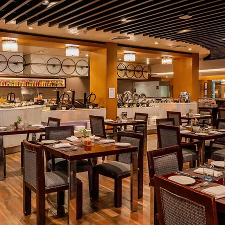 Novotel Juhu 5* Mumbai