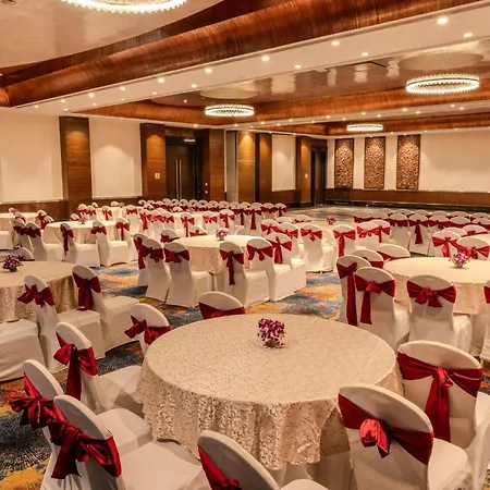 Novotel Juhu Hotel Mumbai