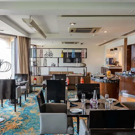 Hotel Novotel Juhu
