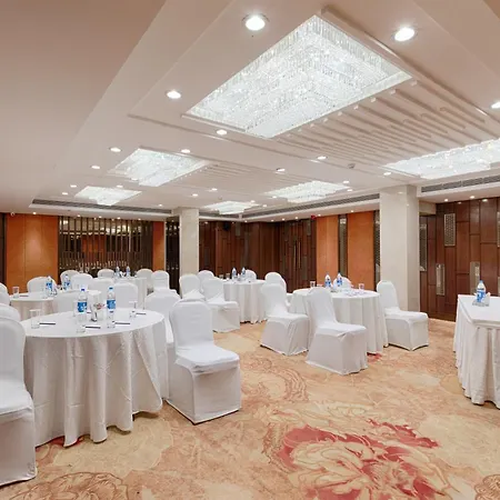 Heritage Formerly Known As Comfort Heritage Hotel 4*