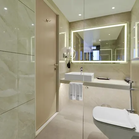 Galaxy Beacon Hotel, Santacruz ,mumbai Hotel 4*