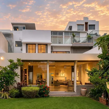 Resort Vaana By The Sea - Juhu Beach, Part Of Stayvista *