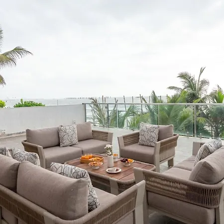 Vaana By The Sea - Juhu Beach, Part Of Stayvista Resort *