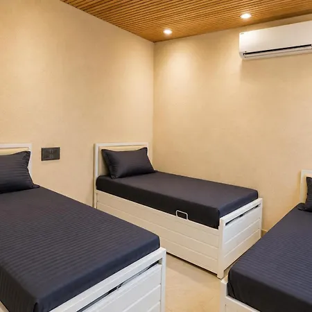 Hostel Zest Goregaon West Mumbai