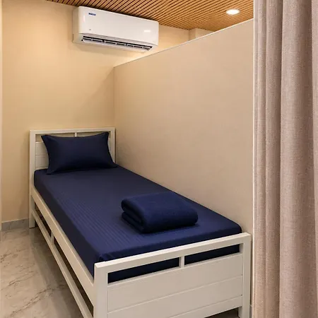 Hostel Zest Goregaon West