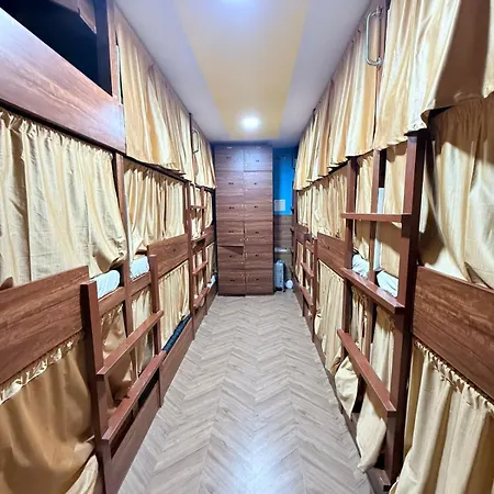 New Signature Dormaitory Hostel
