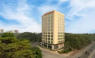 Hilton Garden International Airport Hotel 4*