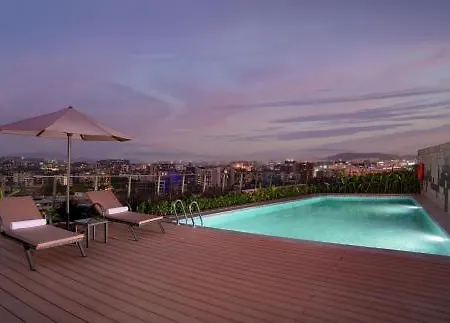 Hilton Garden International Airport Hotel