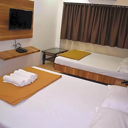 Treebo Atithi Malad Hotel