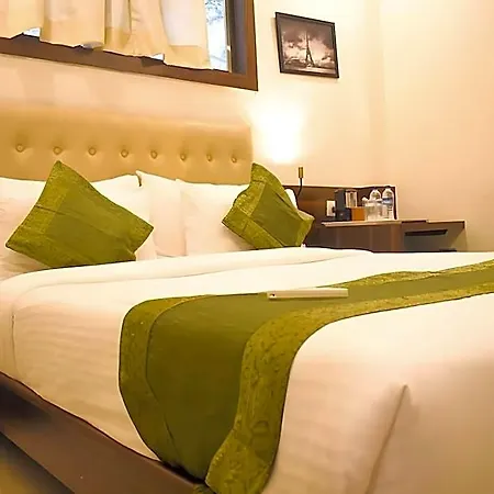 International Hotel 3*