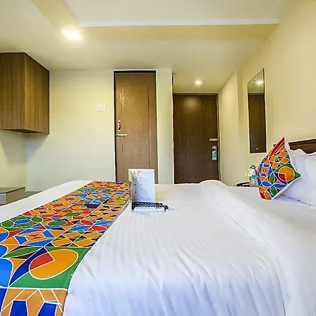 Fabhotel Silver Hotel