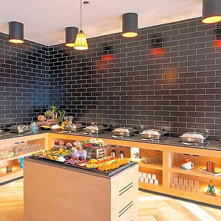 Andheri Hotel 3*
