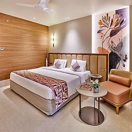 The Regale By Tunga Hotel Mumbai