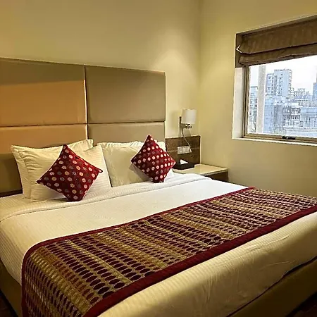 Ramee Guestline Khar Hotel