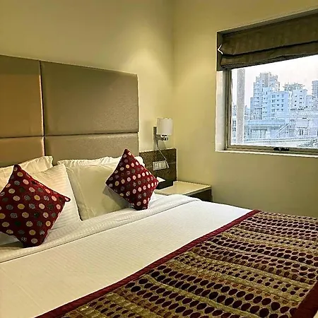 Hotel Ramee Guestline Khar
