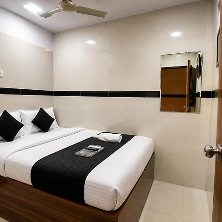 Guest house Angel International-nxt To Sahar Metro Stn *