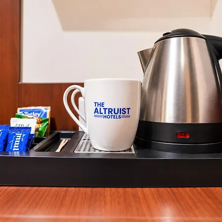 The Altruist Andheri 3*