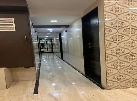 Qamar Hotel 2*
