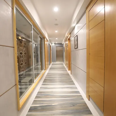 Hotel Cliffton Mumbai