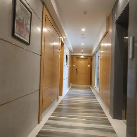 Cliffton Hotel Mumbai