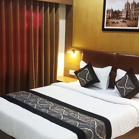 Hotel Crystal Luxury Inn- Bandra