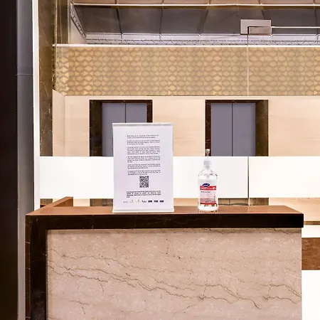 Hotel Lemon Tree Hotel, Kalina Bkc,