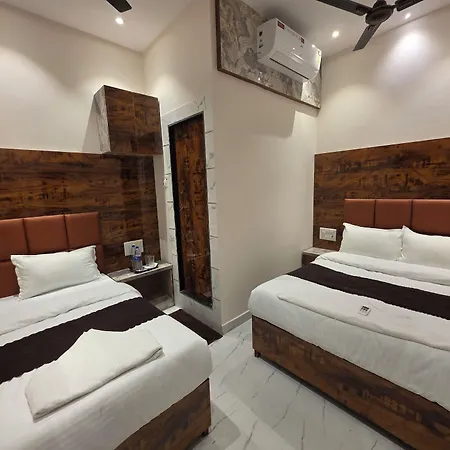 Powai Palace Hotel 3*