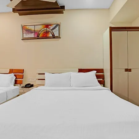 Oyo Executive Hotel