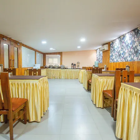Hotel Treebo Trend Anam Interrnational 3*