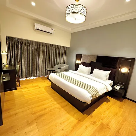 Express Hotel