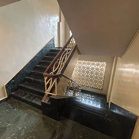 Lucky Near Nesco Hotel Mumbai