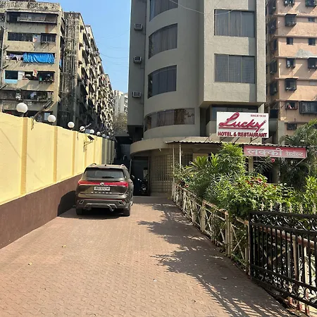 Lucky Near Nesco 3* Mumbai