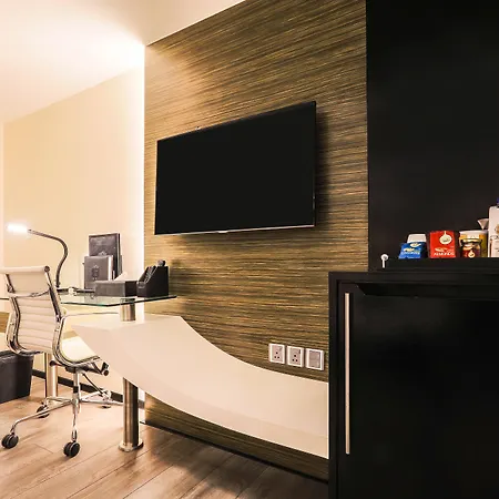 The Empresa Hotel Mumbai