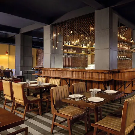 Midtown Pritam Hotel