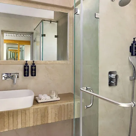 Midtown Pritam Hotel 3*