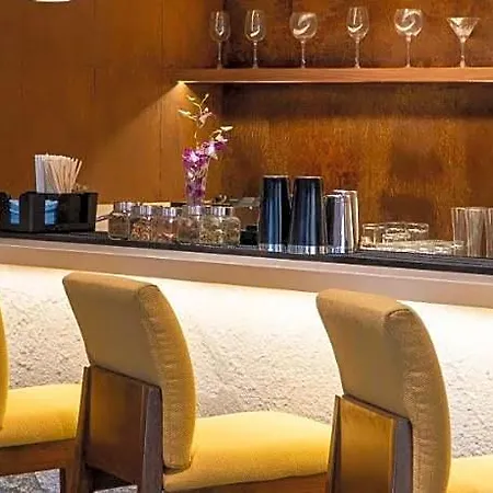 Hotel Bawa Bandra 3*
