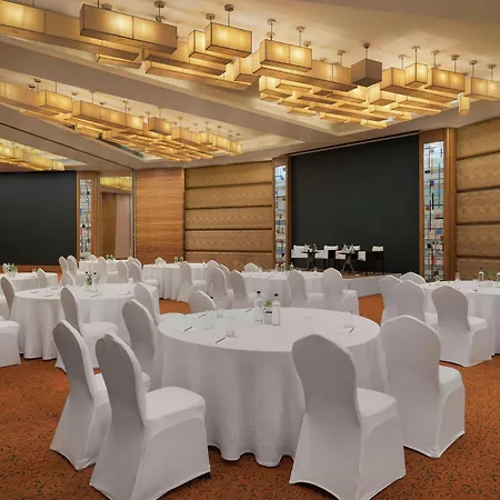Hotel Meluha The Fern Mumbai, Powai, Series By Marriott 5*