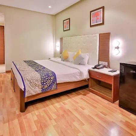 The Caliph Hotel, Near Powai 3* Mumbai
