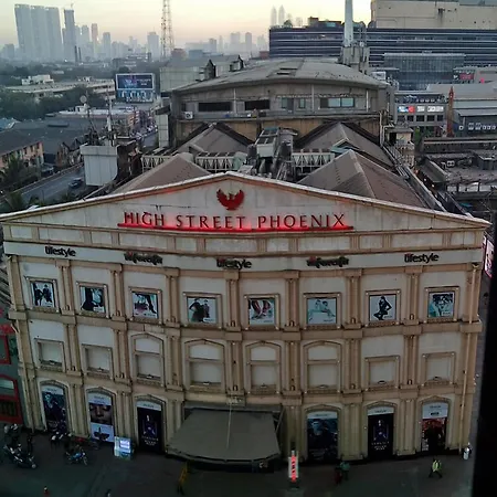 Royal Castle 2*