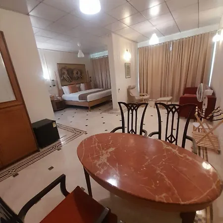 Regency 3*