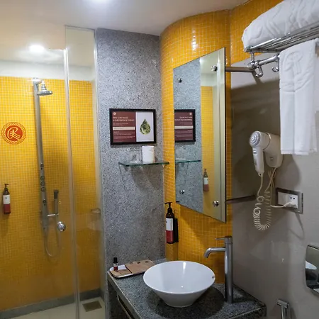 Ramee Guestline Dadar Hotel 4*