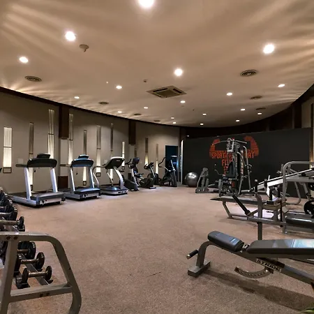 The Mirador Hotel, International Airport 4* Mumbai