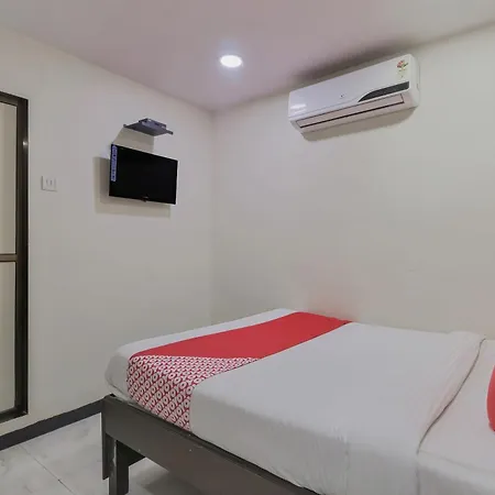 Hotel O Ak Palace Near Chhatrapati Shivaji International Airport Hotel