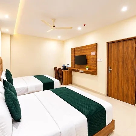 Hotel Bkc Garden - Near Jio Convention 3*