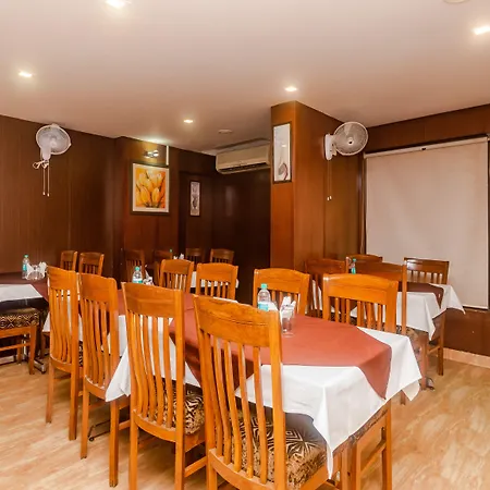 Tuliip Residency Hotel 3*