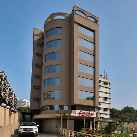 Lucky Near Nesco Hotel Mumbai