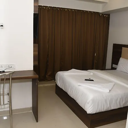 Precious Pearl 2* Mumbai