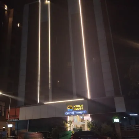 House Juhu Santacruz West 3*