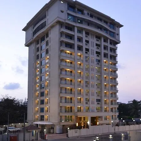 Hotel Residency Sarovar Portico 4*